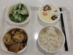 -浦东图书馆读者餐厅