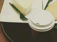 -星巴克臻选(成都来福士店)