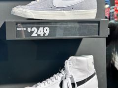 -NIKE上海青浦优选体验店