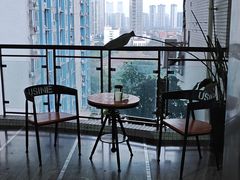 -越·健身工作室(华尔兹广场写字楼B栋店)