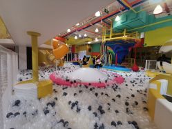 -泛尼尼儿童乐园(文化广场店)