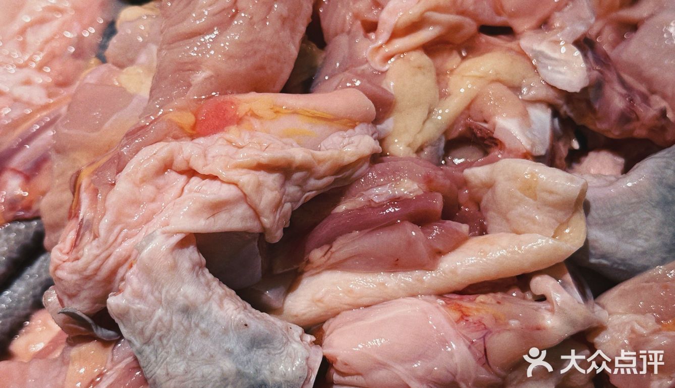 河海鲜都很棒，红糖糍粑吃起来糯糯的，一口一个