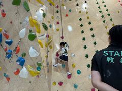 -ROCKPLUS攀岩馆(环宇城店)