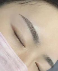 -莲姿娜·半永久纹眉皮肤管理