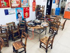 大堂-周良天山牛杂城(天山路总店)
