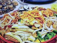 -菌之家·专业纯野生菌火锅·特色炒菌