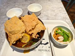-红鼻子桂林米粉(金唐新光界店)