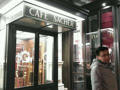 android_upload_pic-Cafe Sacher(WIEN)