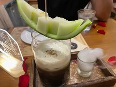 -Mark&Mars Restaurant