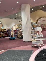 -奈尔宝家庭中心·国风主题·亲子餐厅(豫园商城店)