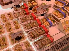 -巴黎贝甜(大宁国际商业广场店)