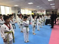 -健成运动中心·体适能跆拳道少儿格斗体考跳绳