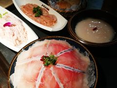 -老牌坊云南鱼豆花火锅(哈西万达店)