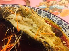 -山明水秀大饭店