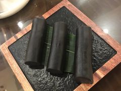 香滑黑芝麻卷-喜喜酒家·纯手工点心·粤菜