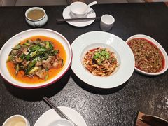 -万重锦·人文川菜馆(骡马市店)