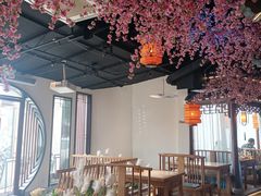 大堂-荷塘秋月·本帮江浙菜(国权路店)