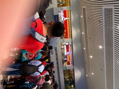 -肯德基(南京站A2检票口楼上)