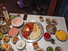 -卤校长重庆火锅(国兴店)