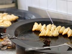 -黄阿姨锅贴大王(万航渡路店)