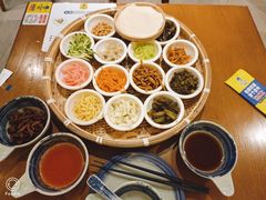 -包整·丝娃娃(一览甲秀楼风景店)