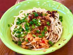精致热干面-三镇民生甜食馆(胜利街总店)