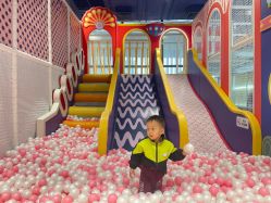 -LuckyStar幸运星家庭娱乐中心(东莞国贸店)