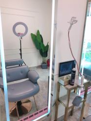 -BM SALON