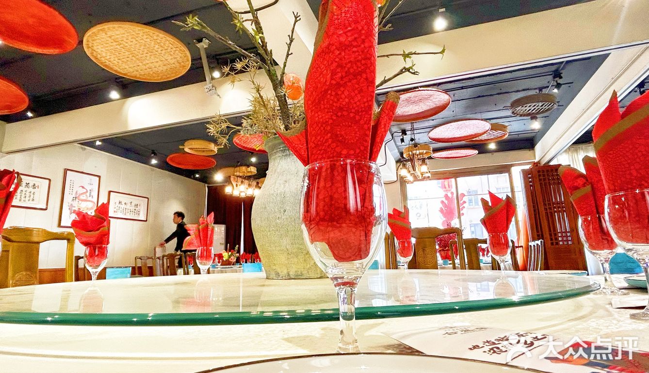 平度百年鲁菜馆，始创于民国31年，历三代传承！