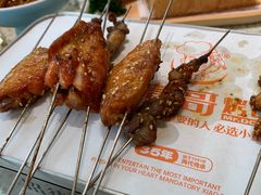 -小董哥烤串·爆汁大油边(故宫店)