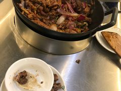 -胡须佬鸡煲四季火锅店(石厦西村直营店)