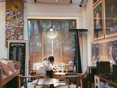 -黑胶星球(华发中城商都店)