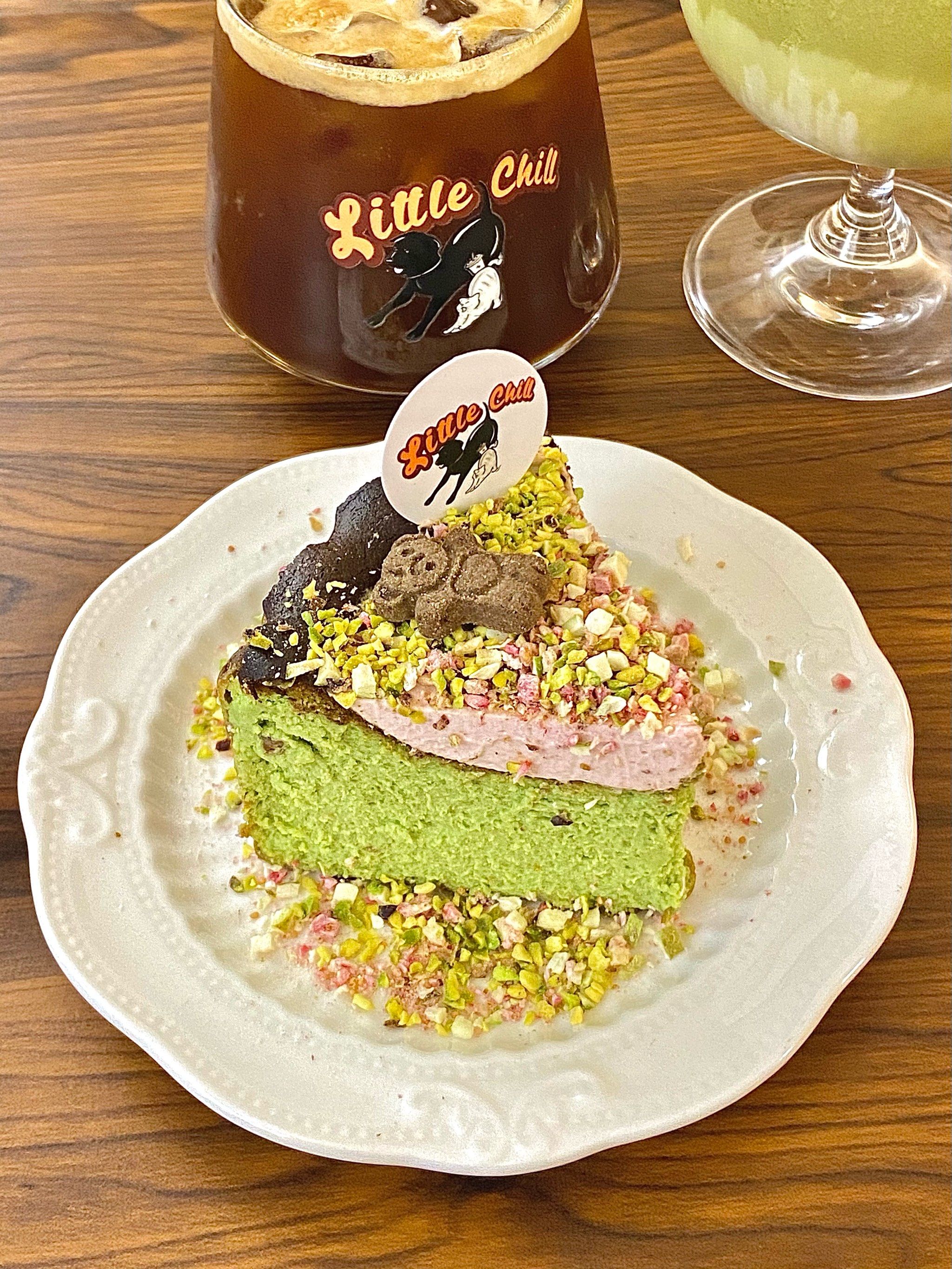 广州极品:树莓开心果巴斯克蛋糕!