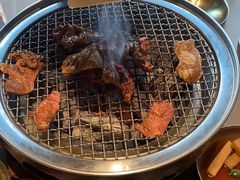 -草家酱蟹炭火烤肉店(珲春南路一店)