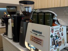 -SAFARI COFFEE
