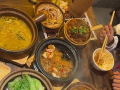 -有红鸡毛店·砂锅菜(抚琴夜市店)