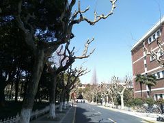 -复旦大学光华楼