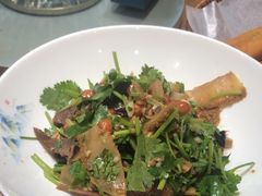 -黄泥岗·地道湖北菜(奥特莱斯店)