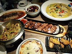 QQ酸汤鱼-蜜桃餐厅·江浙融合菜(荟聚购物中心店)