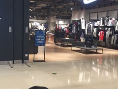 -NIKE品牌体验店(苏州中心店)