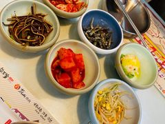 餐前小菜-益百岁牛尾汤(香山路店)