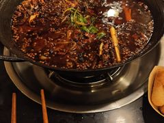 -鸿顺老铁锅美蛙鱼府(解放碑店)