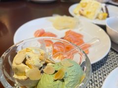 -南湖名都·景湖轩全日制餐厅·海鲜自助·东南亚风味·临湖而食