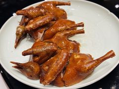 玻璃脆皮乳鸽皇-新雅粤菜馆(南京东路店)