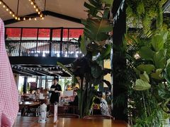-普兰达德国餐厅·德式脆皮烤猪肘·自酿啤酒(观唐店)