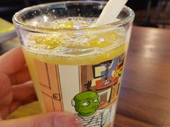 蜜桃苏打-Tubestation站点比萨(高新万达ONE店)