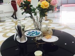 -雅悦齿科(顾村公园店)