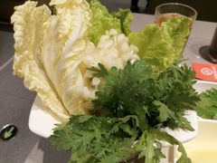 -海底捞火锅(金山百联店)