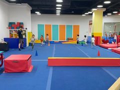 -蜩动儿童运动成长馆(恒生万鹂广场店)
