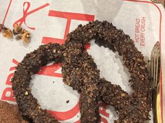 -HOT CRUSH趁热集合·现烤面包(上海环球港店)